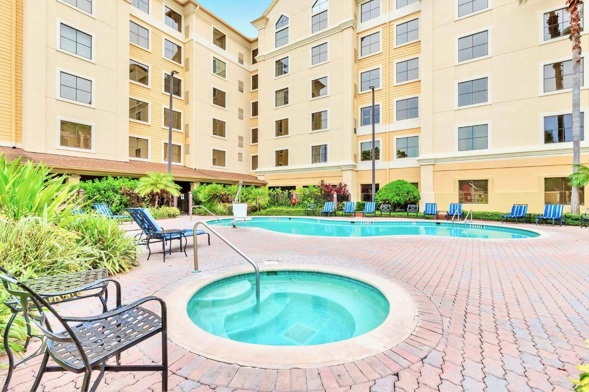 Apartment Near Universal Unit - Hot Tub & Pool Orlando